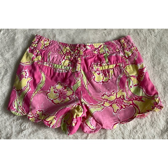Lilly Pulitzer Womens Callie Pink Day Lilly Scalloped Hem Shorts Size 2 - Picture 2 of 9